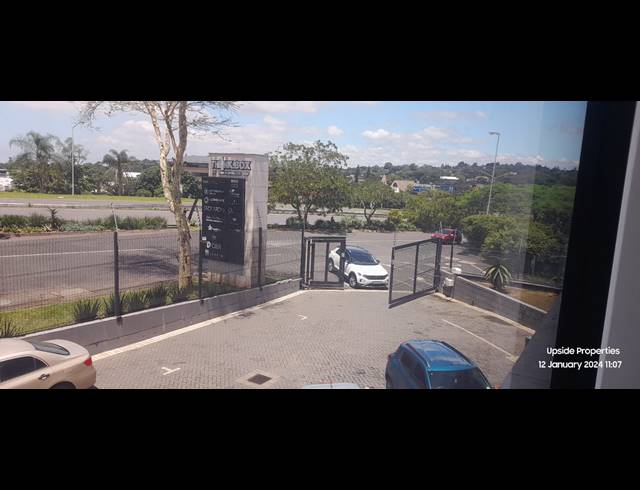 156.80M² OFFICE TO LET IN WESTVILLE